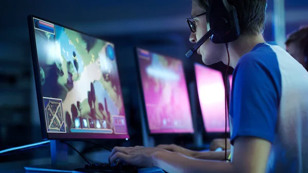 Internet gaming disorder